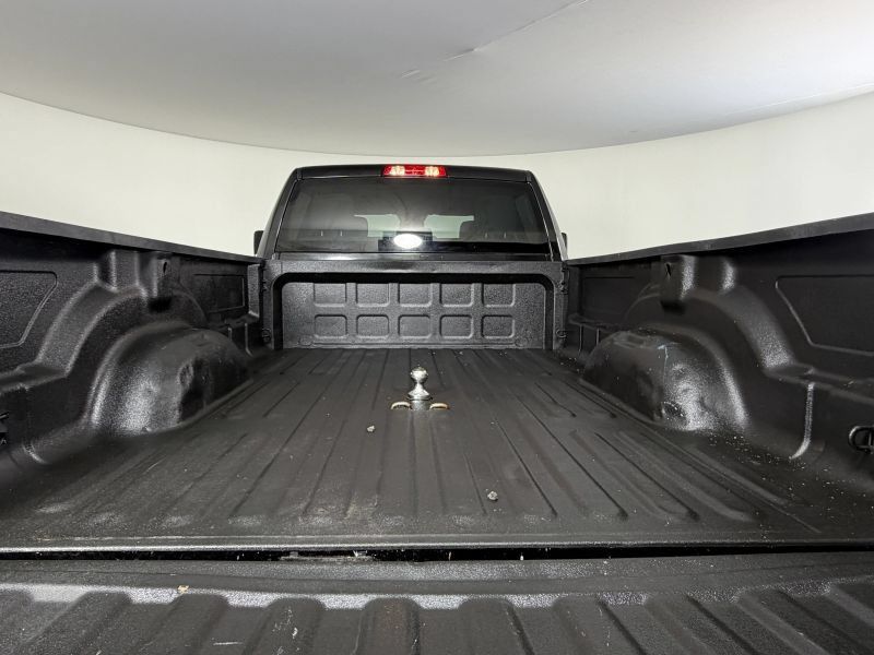 Used 2018 RAM 3500 Tradesman w/ Chrome Appearance Group AWD/4WD image 65