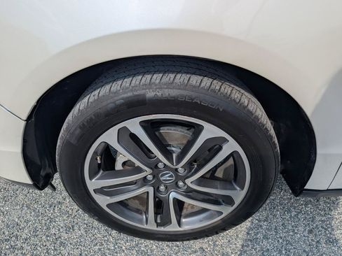 Used 2017 Acura MDX SH-AWD w/ Advance Package image 12