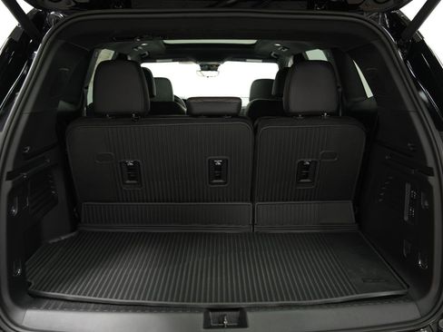 New 2026 GMC Acadia Denali Ultimate w/ LPO, Floor Liner Package image 11