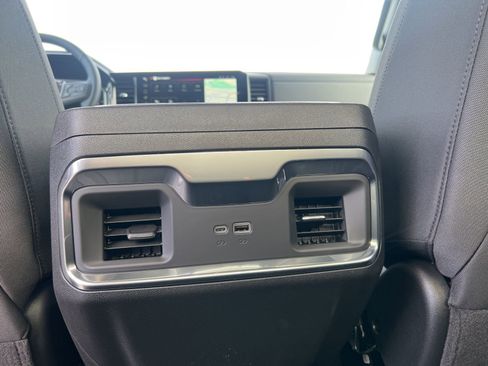 New 2026 GMC Sierra 1500 Elevation image 21