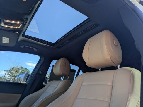 Certified 2024 Mercedes-Benz GLE 450 GLE 450 image 4