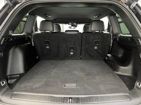 Used 2024 Jeep Grand Cherokee Altitude RWD image 35