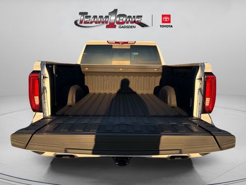 Used 2024 GMC Sierra 1500 Denali w/ Technology Package image 13