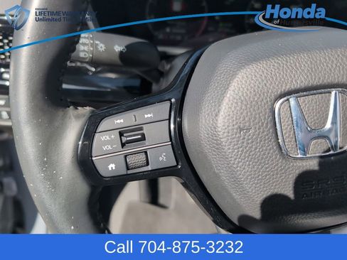 Used 2023 Honda CR-V EX-L image 22