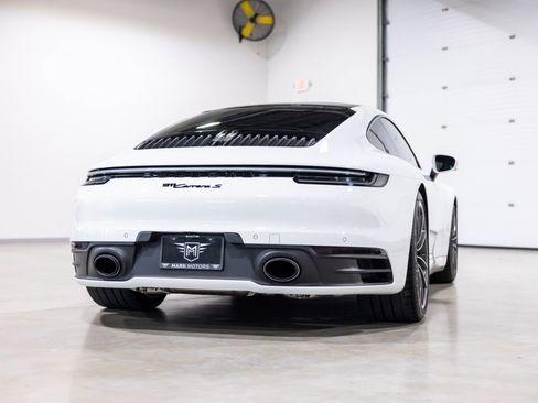 Used 2021 Porsche 911 Carrera S RWD image 4