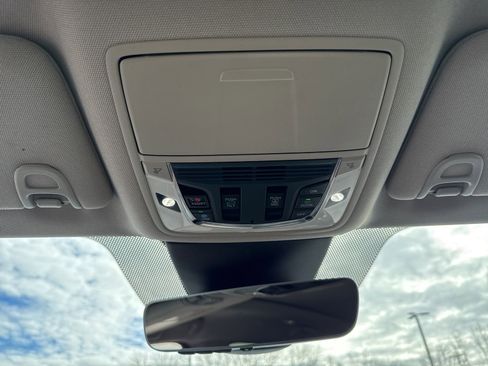 Used 2022 Acura MDX SH-AWD image 32