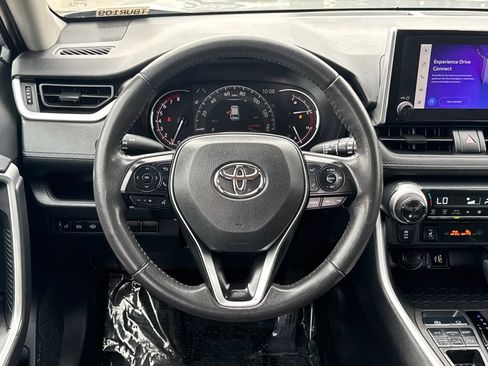Used 2025 Toyota RAV4 XLE w/ Weather Package AWD/4WD image 13