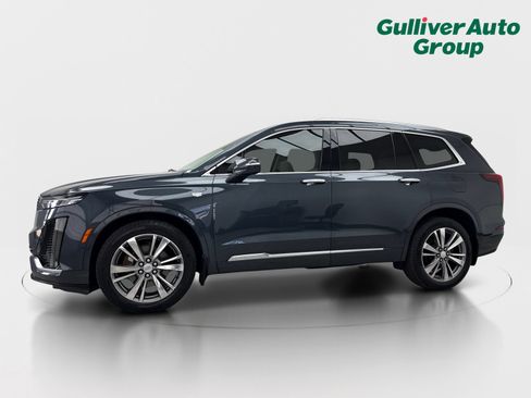 Used 2020 Cadillac XT6 Premium Luxury FWD image 2