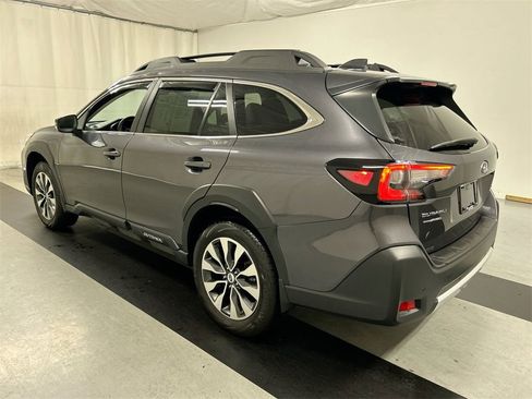 Used 2025 Subaru Outback Limited w/ Popular Package #2 image 7