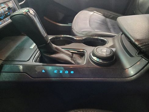 Used 2017 Ford Explorer XLT w/ Equipment Group 201A AWD/4WD image 26