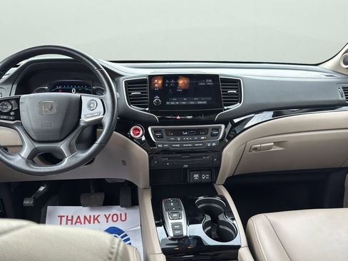 Used 2021 Honda Pilot Touring image 21