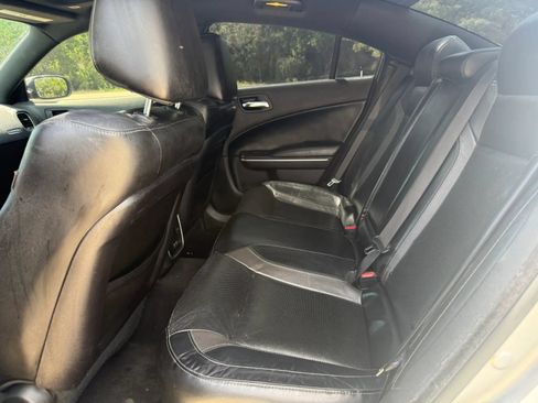 Used 2021 Dodge Charger SXT w/ Leather Interior Group RWD image 17