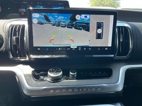 Used 2026 Ford Expedition Tremor AWD/4WD image 15