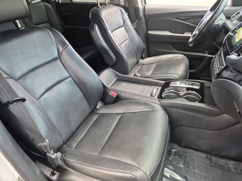 Used 2019 Honda Pilot Touring image 31