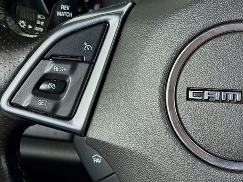 Used 2021 Chevrolet Camaro SS RWD image 11