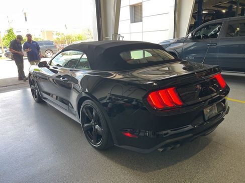 Used 2021 Ford Mustang GT Premium RWD image 4