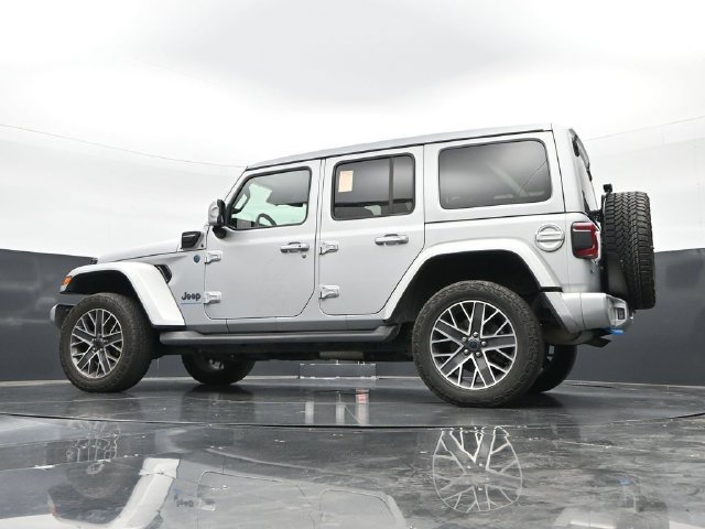 Used 2024 Jeep Wrangler High Altitude AWD/4WD image 48