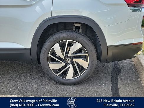 New 2026 Volkswagen Atlas SE image 8
