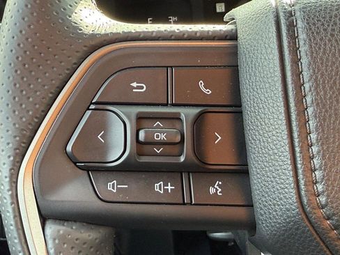 Certified 2025 Toyota 4Runner SR5 image 13