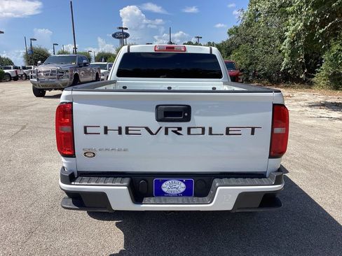 Used 2021 Chevrolet Colorado W/T w/ Custom Special Edition RWD image 10