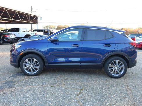 Used 2023 Buick Encore GX Essence w/ Experience Buick Package image 2