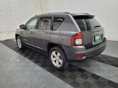 Used 2015 Jeep Compass Sport w/ Power Value Group FWD image 3