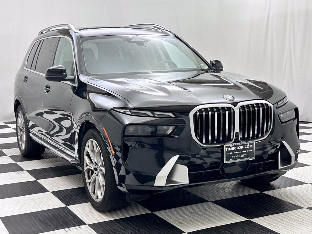 Used 2026 BMW X7 xDrive40i AWD/4WD image 2