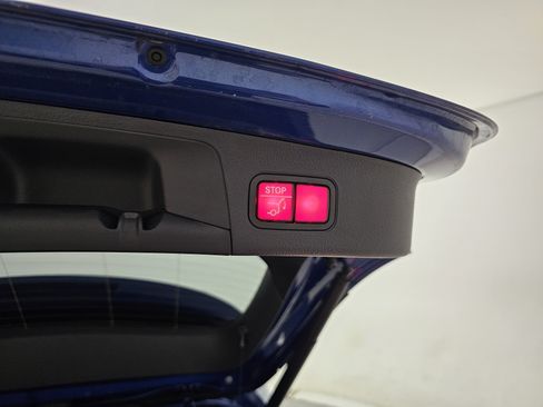 Certified 2025 Mercedes-Benz GLA 250 4MATIC image 22