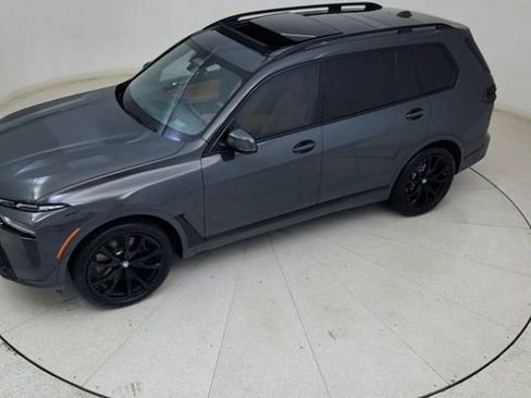 Used 2026 BMW X7 xDrive40i w/ M Sport Package AWD/4WD image 82