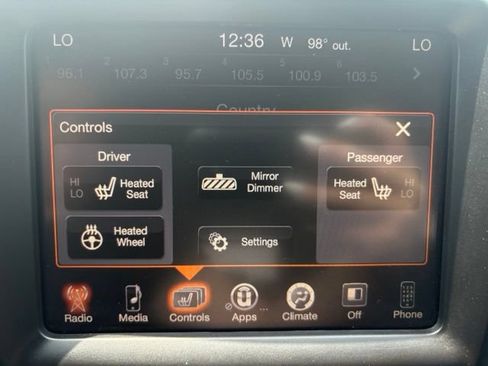 Used 2016 Jeep Cherokee Limited FWD image 26