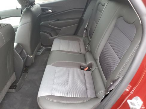 Used 2024 Chevrolet Trax LT FWD image 13