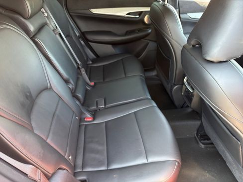 Used 2023 INFINITI QX50 Sensory AWD/4WD image 18