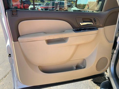 Used 2013 Chevrolet Tahoe LT RWD image 10