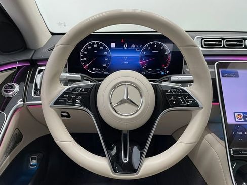Used 2022 Mercedes-Benz S 500 4MATIC image 24