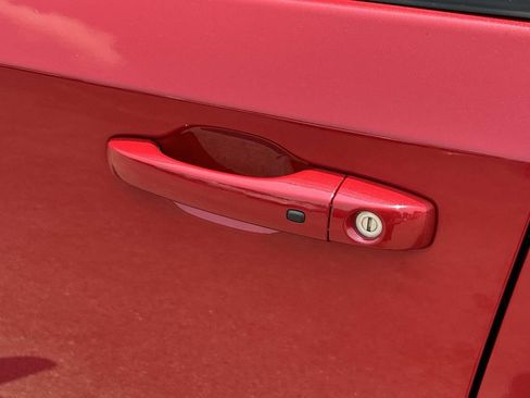 Used 2019 Dodge Journey SE FWD image 17