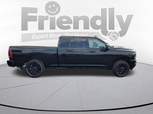 Used 2025 RAM 2500 Laramie AWD/4WD image 6