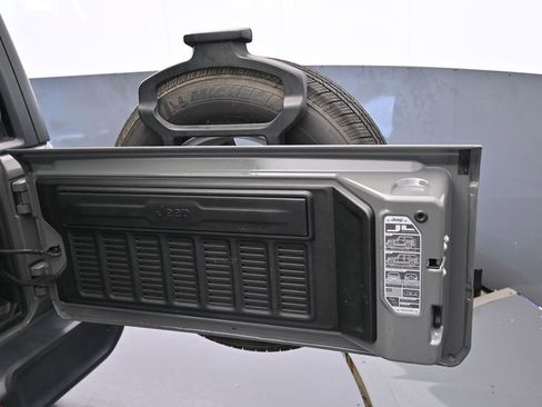 Used 2020 Jeep Wrangler Unlimited Sport S image 38