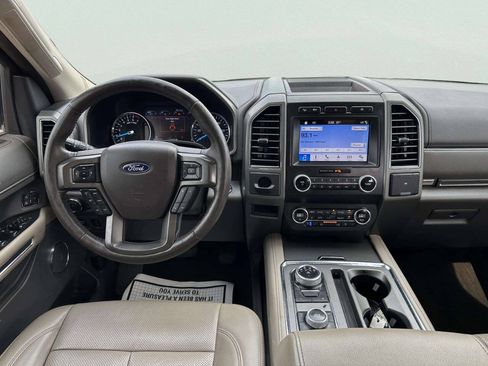 Used 2019 Ford Expedition Max XLT w/ Equipment Group 202A AWD/4WD image 20