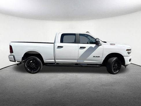 Used 2025 RAM 2500 Big Horn AWD/4WD image 15