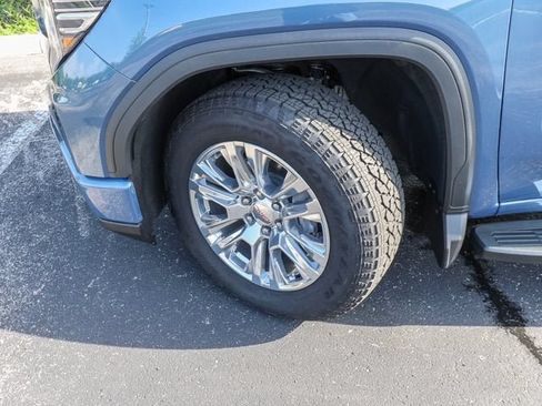 Used 2025 GMC Sierra 1500 Denali AWD/4WD image 32