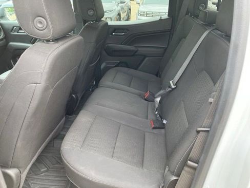 Used 2023 Chevrolet Colorado LT w/ LT Convenience Package II AWD/4WD image 23