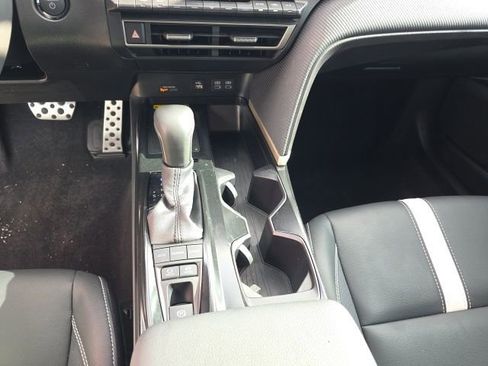 Used 2025 Toyota Camry SE w/ Multimedia Upgrade Package FWD image 19