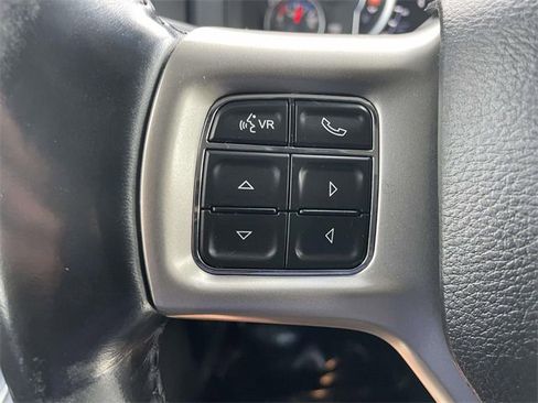 Used 2019 RAM 1500 Laramie image 15