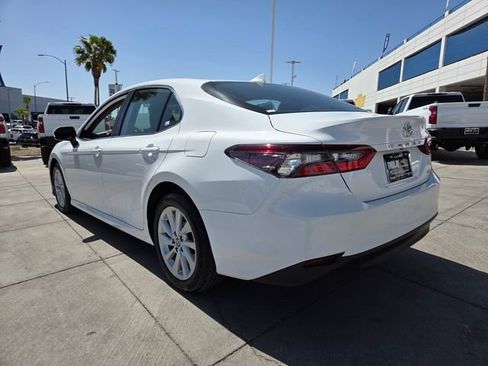 Used 2024 Toyota Camry LE FWD image 4
