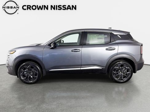 New 2026 Nissan Kicks SR FWD image 8