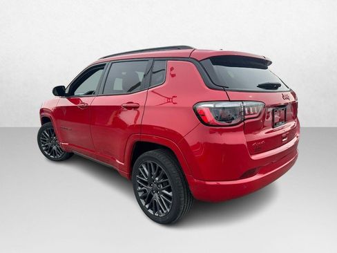 Used 2023 Jeep Compass Limited image 6