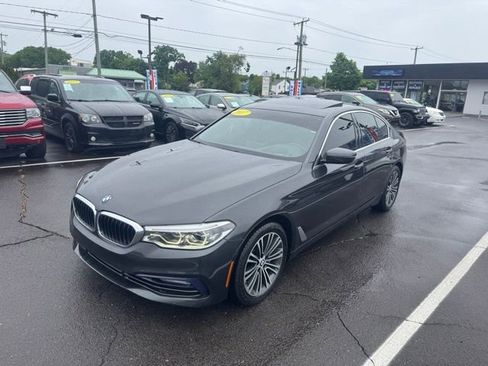 Used 2017 BMW 540i xDrive AWD/4WD image 1