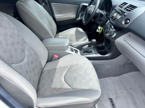 Used 2011 Toyota RAV4 2WD w/ Base L4 Extra Value Pkg image 10