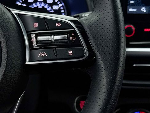 Used 2024 Kia Forte GT-Line image 34