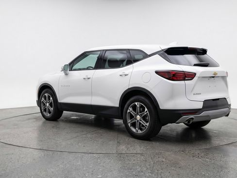 Used 2025 Chevrolet Blazer LT image 6